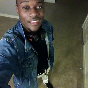 Meet your Posher, Phillip